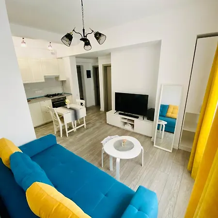 Cozy With 2 Bucharest